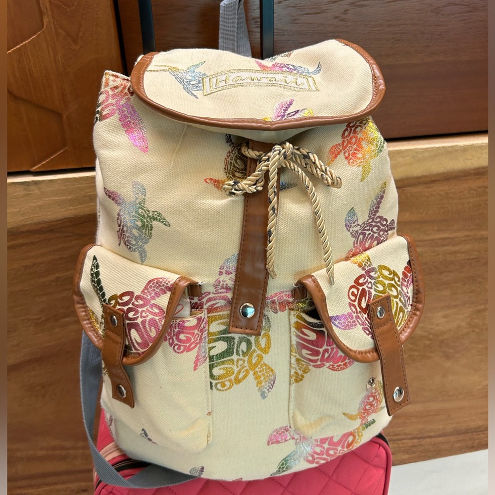 Hawaii Canvas embroidered Turtle Print Drawstring Backpack - Cream